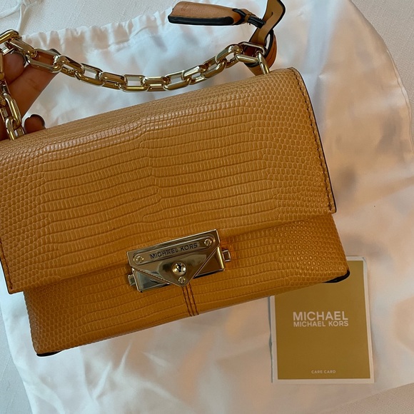 Michael Kors Mini Bag - Picture 2 of 4